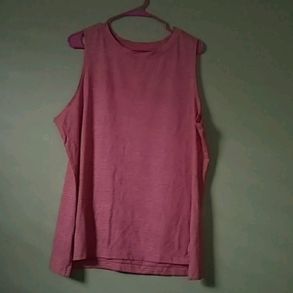 Women's sleeveless shirt